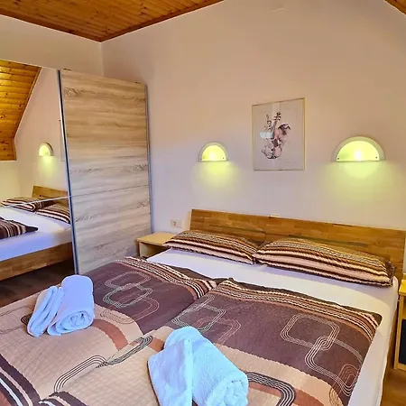 Lejlighed Sonnenresidenz - Biro Tours Nr 23 Vonyarcvashegy